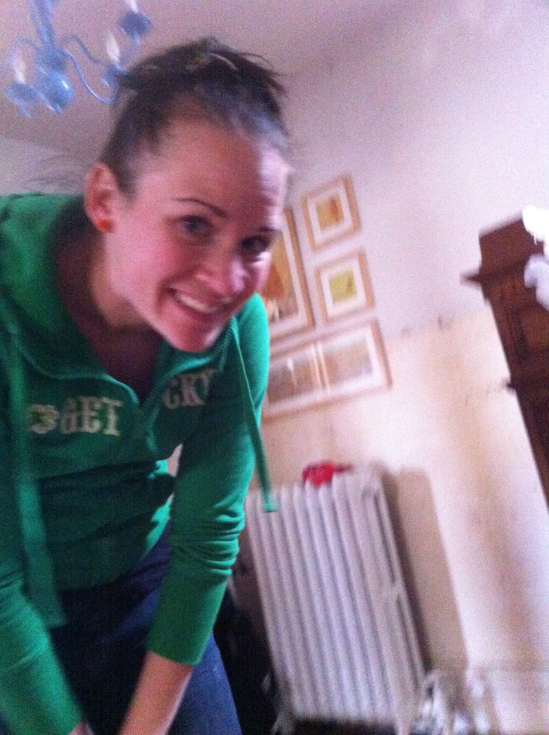 V learns to "find something she likes"