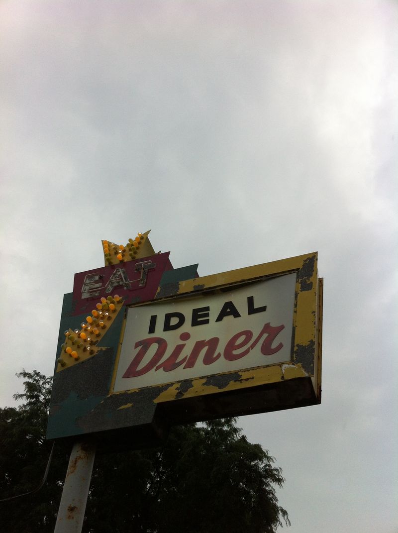 ideal diner