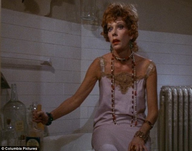 Article-2604600-1D1E1D7800000578-91_634x500